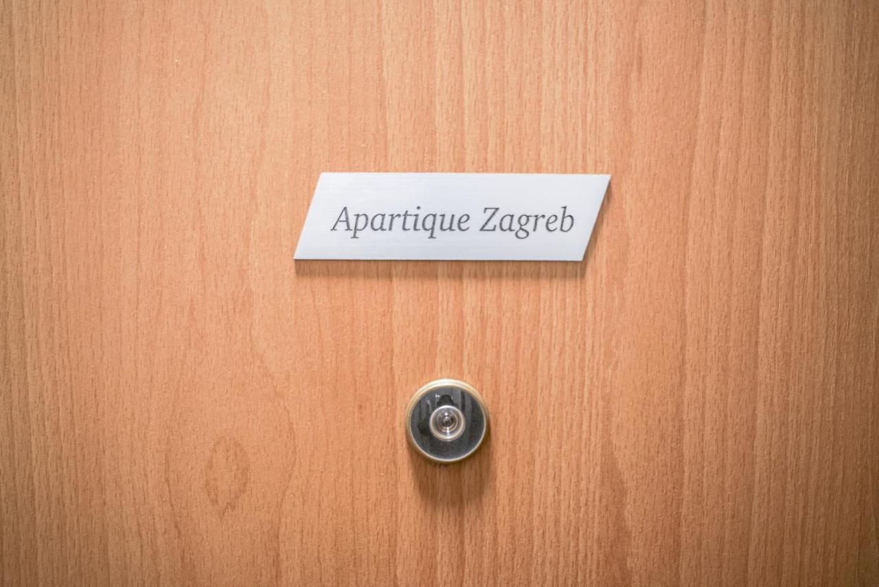 Apartique Zagreb Self Check In! Exteriör bild